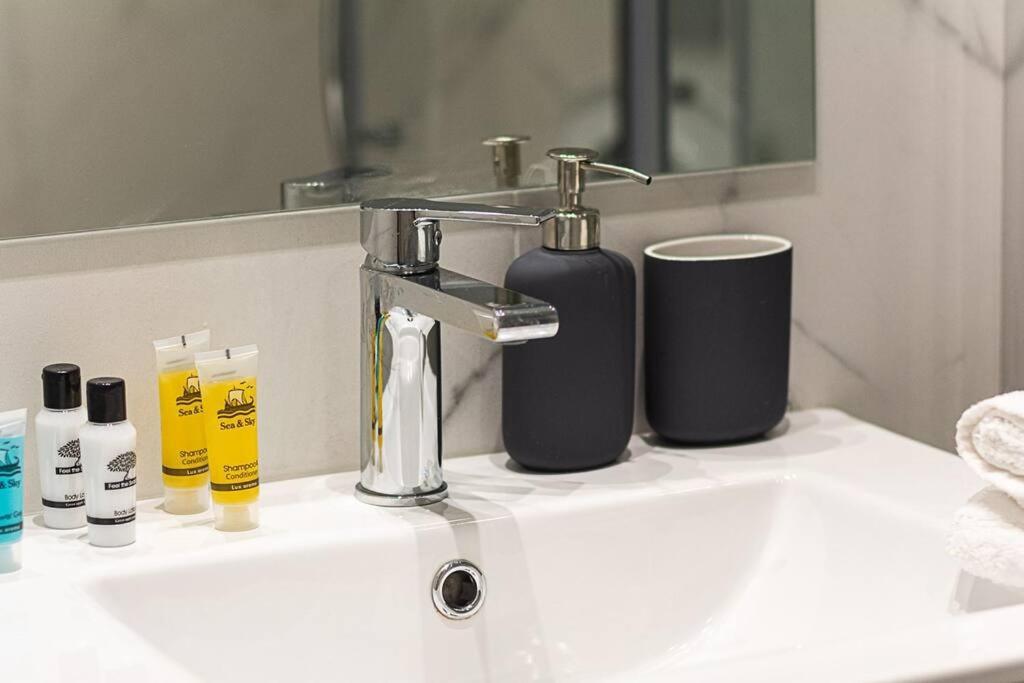 A11 Pristine & Comfy Studio Near Plaka & Parthenon أثينا المظهر الخارجي الصورة
