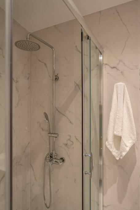 A11 Pristine & Comfy Studio Near Plaka & Parthenon أثينا المظهر الخارجي الصورة